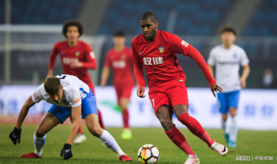 关于沙尔克球队失利，成绩不尽如人意的信息