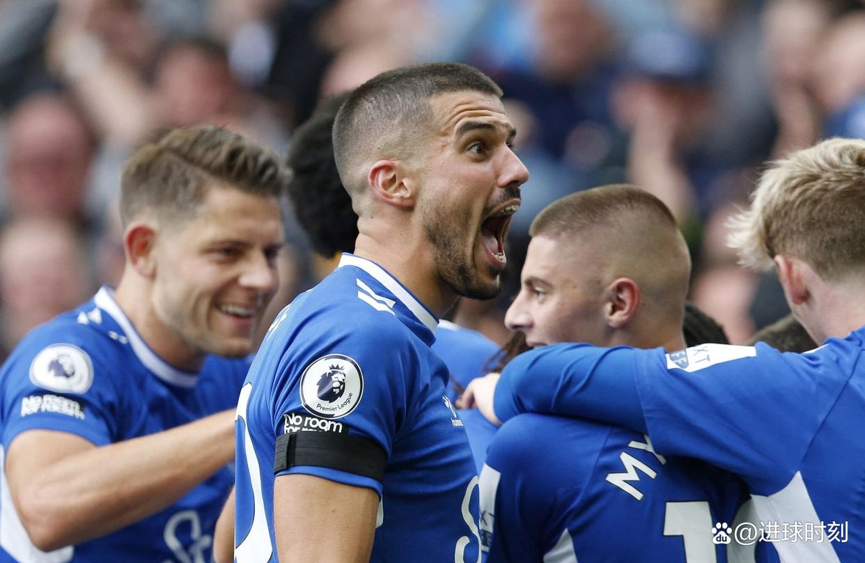 莱斯特城客场绝杀埃弗顿，实现逆转
