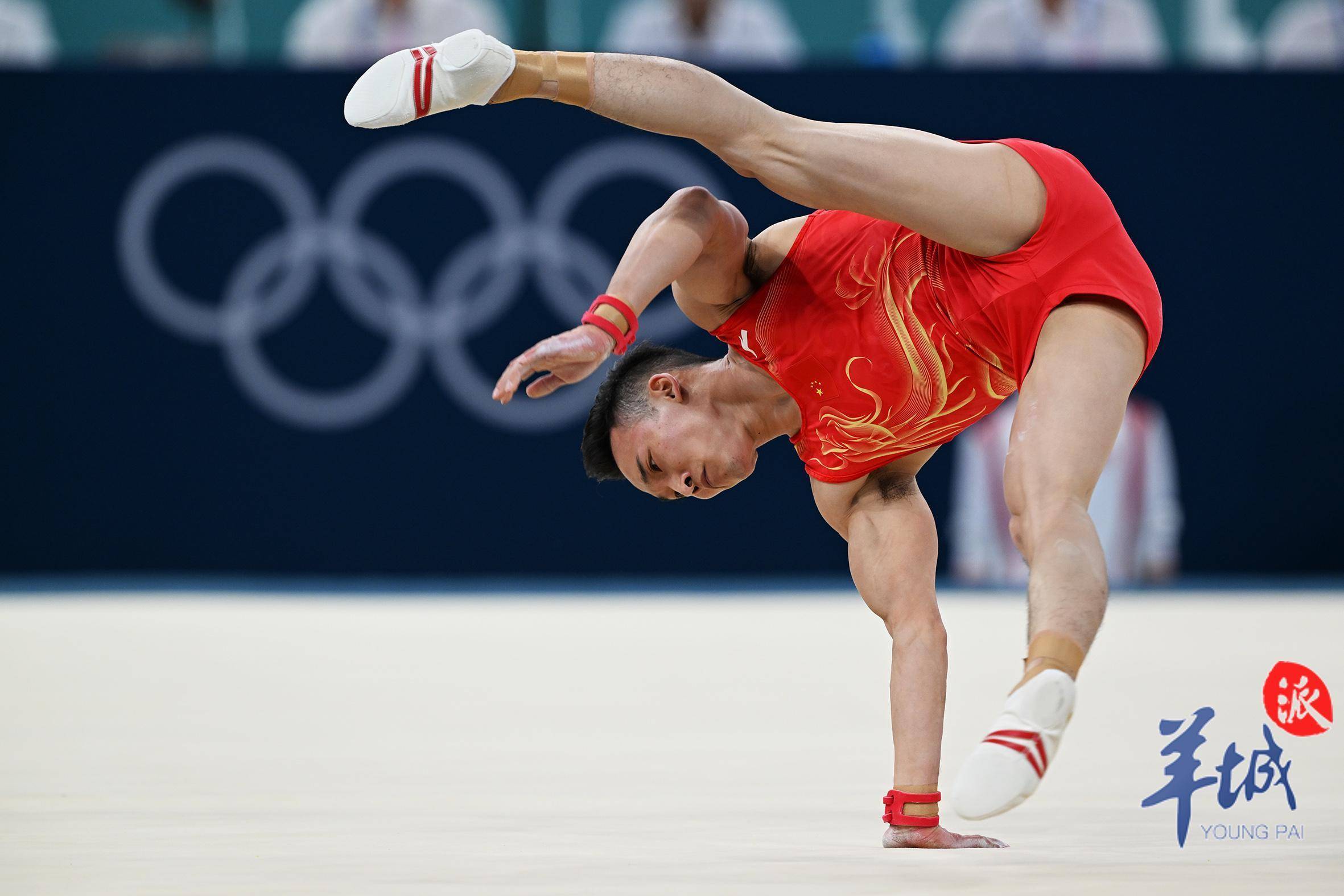 体操男子团体赛上演激烈竞争