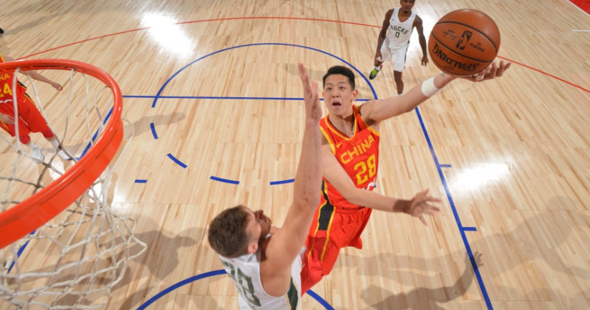 雄鹿力克太阳，王哲林带队取胜