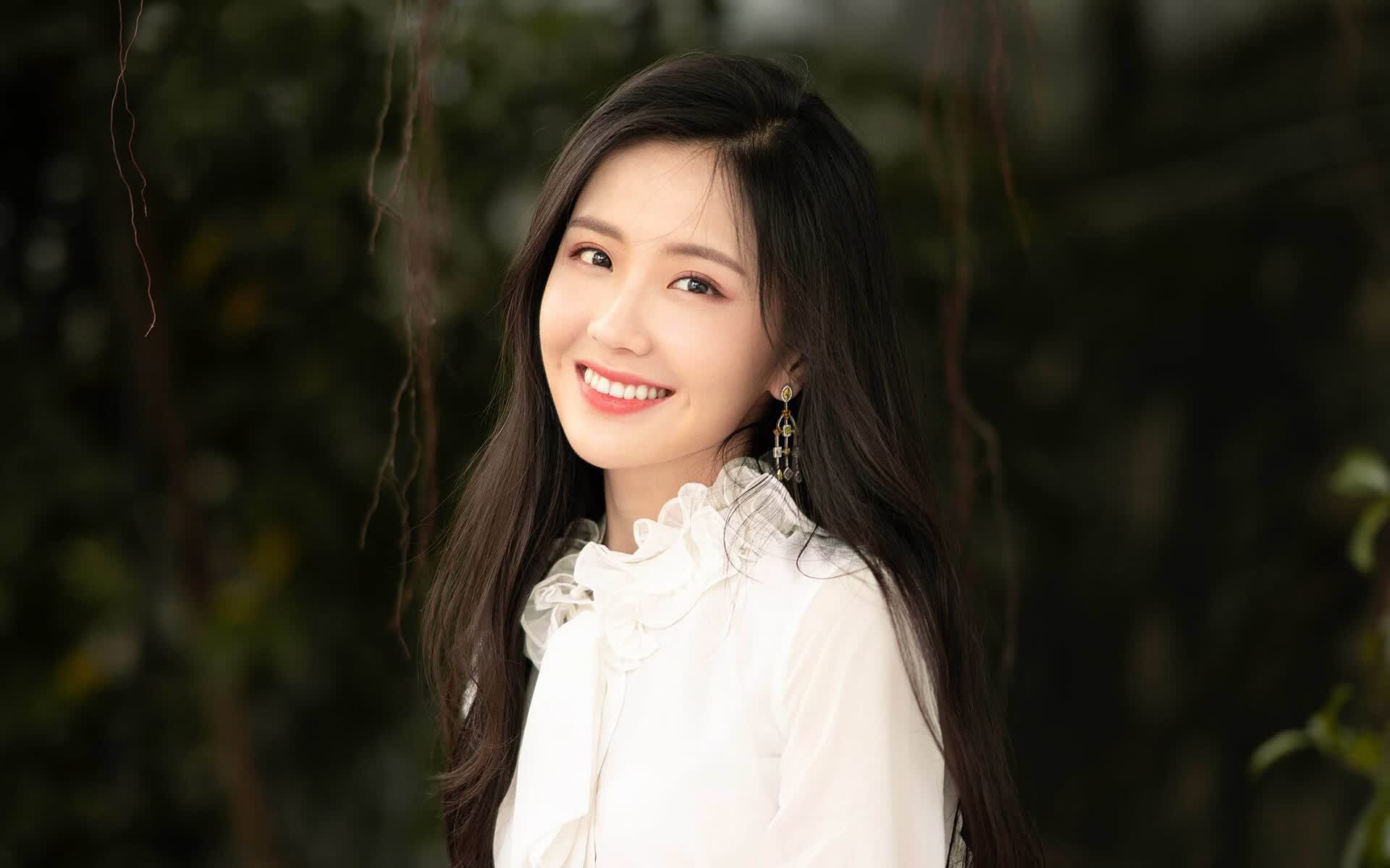 异界篮球，当黑山巨塔的狂风席卷天山，一场跨越时空的血色独白